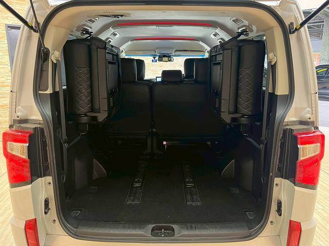 三菱&nbsp;デリカD5の画像13