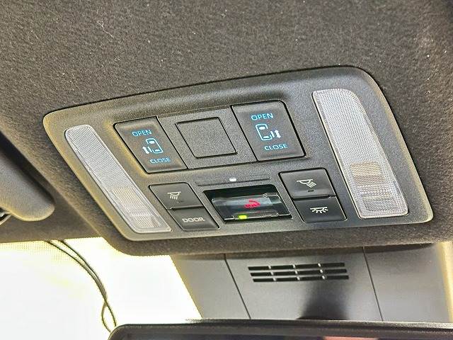 トヨタ&nbsp;ノアハイブリッドの画像8