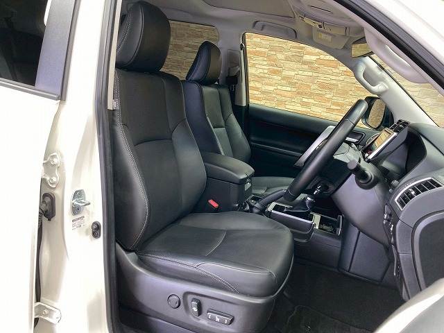 トヨタ&nbsp;ランドクルーザープラドの画像5