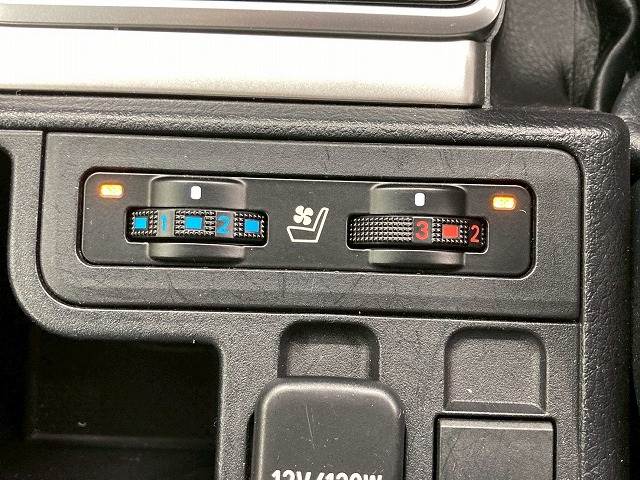 トヨタ&nbsp;ランドクルーザープラドの画像8