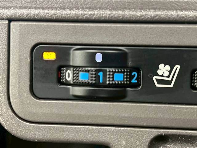 トヨタ ランドクルーザープラドの画像10