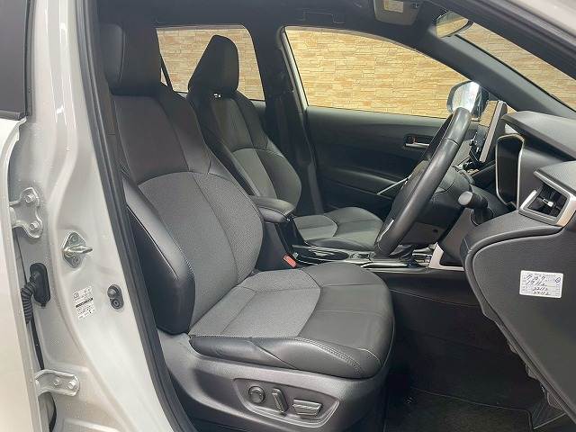 カローラクロスHYBRID Z 内装他