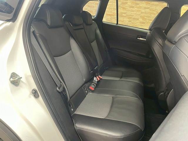 カローラクロスHYBRID Z 内装他