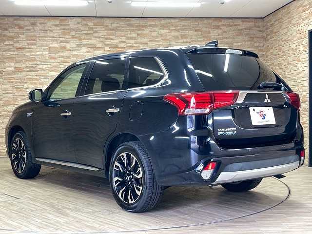 三菱 アウトランダーPHEVの画像17