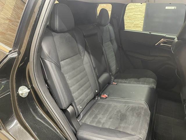 アウトランダーPHEVG 内装他