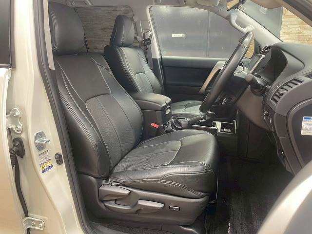 トヨタ&nbsp;ランドクルーザープラドの画像5