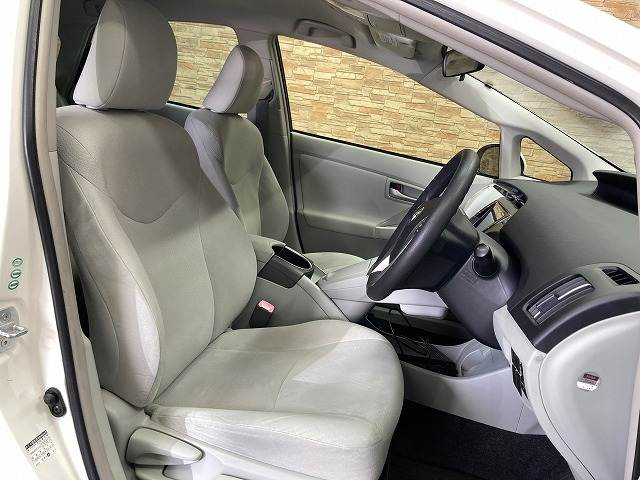 トヨタ&nbsp;プリウスの画像5