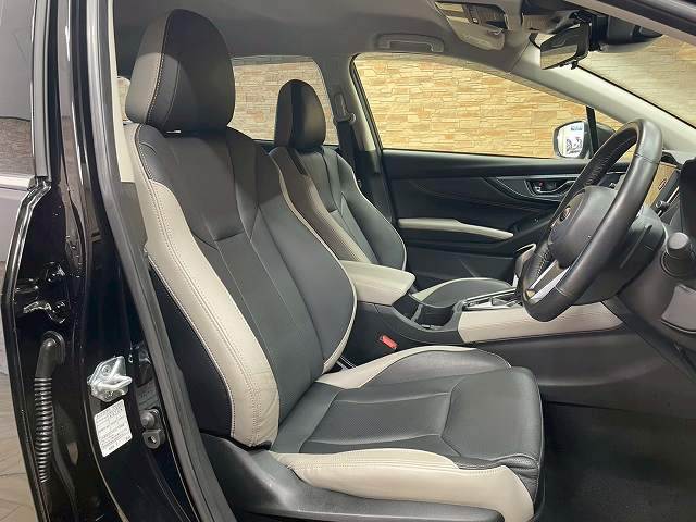 レヴォーグ レイバックLimited EX 内装他