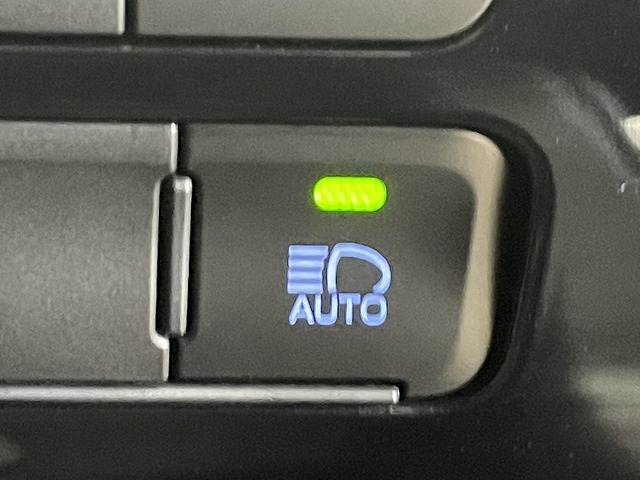 トヨタ&nbsp;プリウスの画像9