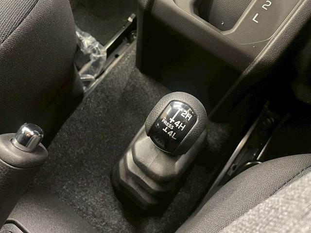 スズキ&nbsp;ジムニーノマドの画像8