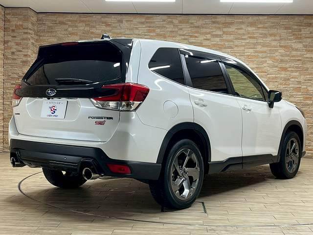 スバル フォレスターの画像16