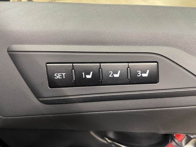 トヨタ&nbsp;ヴェルファイアの画像9