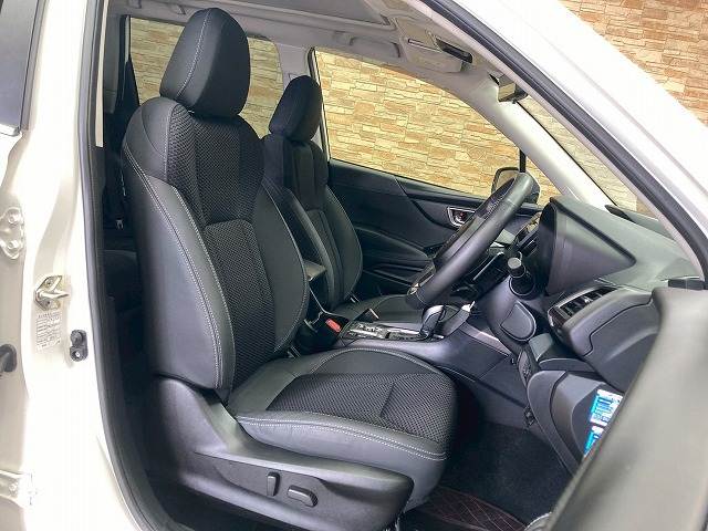 フォレスターPremium 内装他