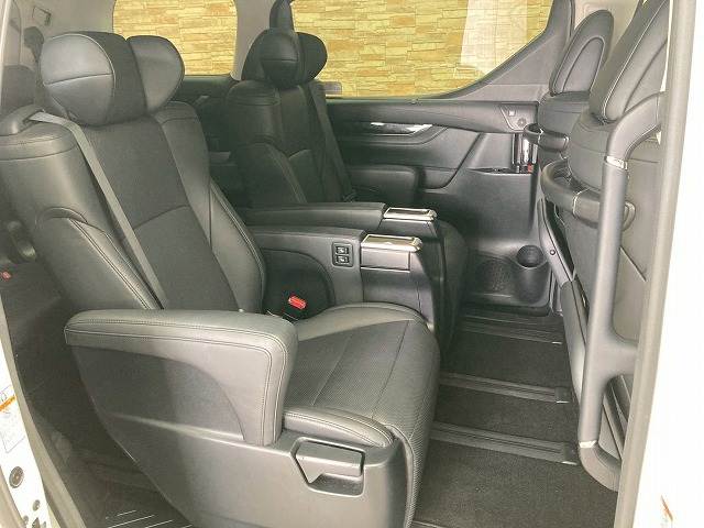 ヴェルファイアZ“G エディション” 内装他