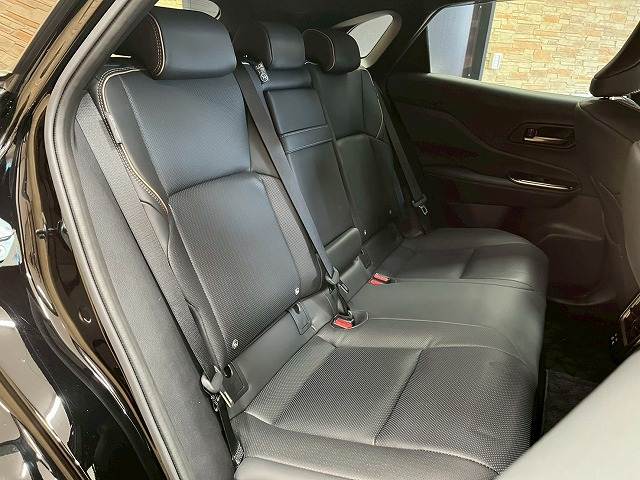 クラウンスポーツSPORT Z (HEV) 内装他