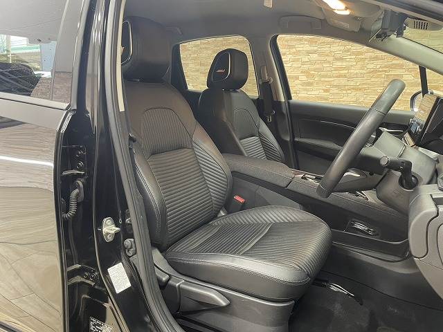 ノートオーラ□G FOUR leather edition 内装他