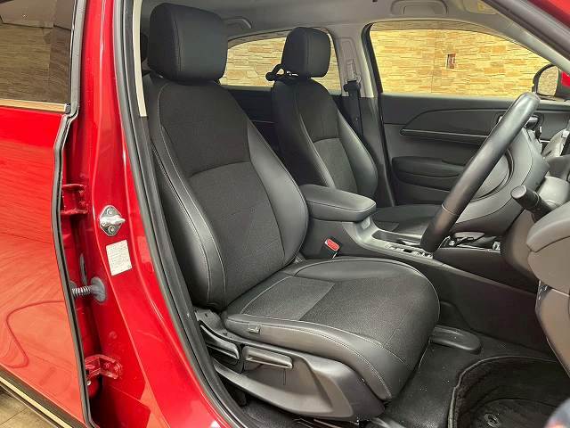 ヴェゼルハイブリッドe:HEV Z 内装他