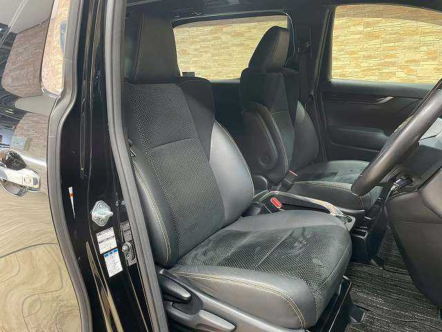 アルファードS“TYPE GOLD” 内装他