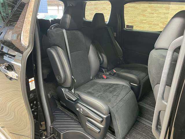 アルファードS“TYPE GOLD” 内装他