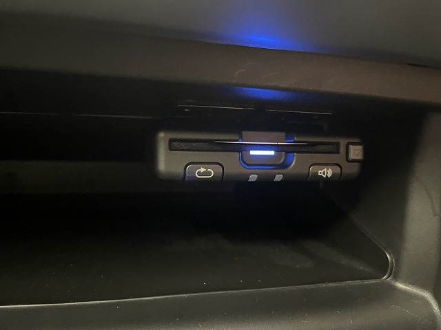 三菱&nbsp;エクリプスクロスPHEVの画像11