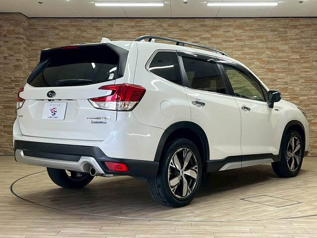 スバル フォレスターの画像16