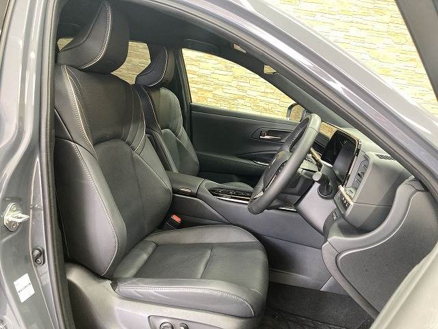 クラウンスポーツSPORT Z (HEV) 内装他