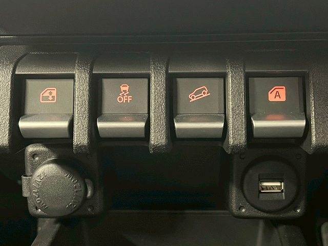 スズキ&nbsp;ジムニーノマドの画像9