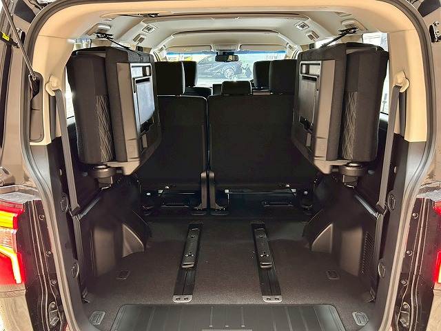 三菱&nbsp;デリカD5の画像13