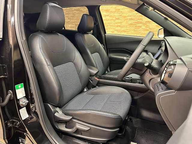 キックスX 内装他