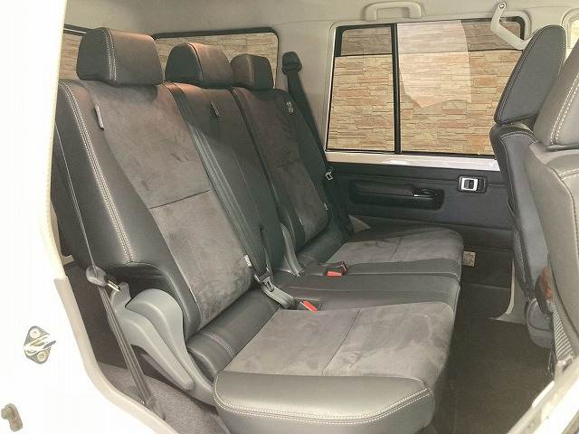 ランドクルーザー70系AX 内装他