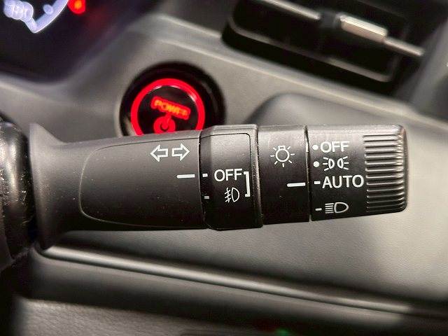 ホンダ&nbsp;ヴェゼルハイブリッドの画像9