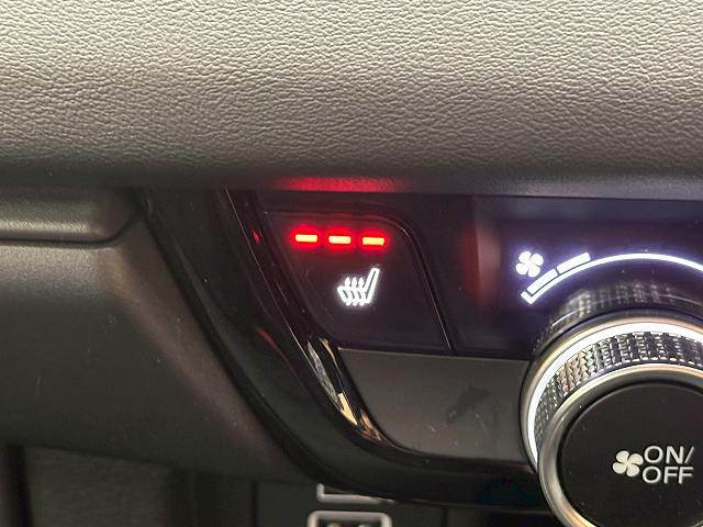 ホンダ&nbsp;ヴェゼルハイブリッドの画像11