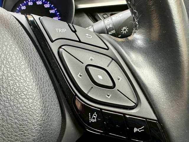 トヨタ&nbsp;C-HRの画像8