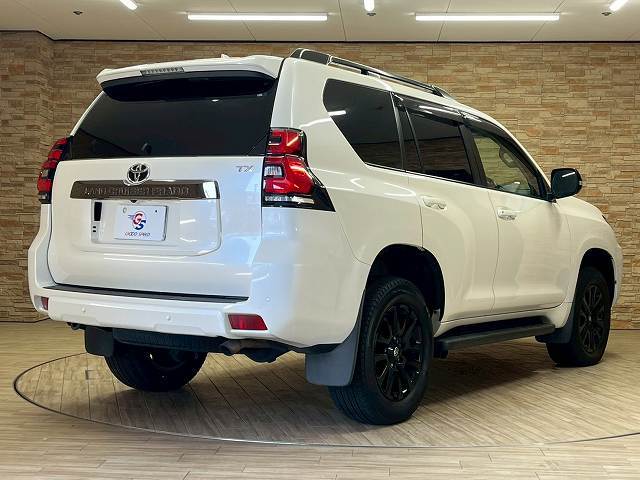 トヨタ&nbsp;ランドクルーザープラドの画像16