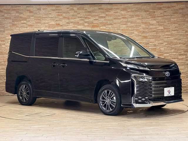 トヨタ&nbsp;ヴォクシーハイブリッドの画像15