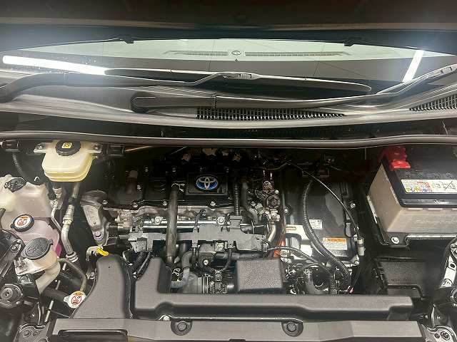 トヨタ&nbsp;ヴォクシーハイブリッドの画像18