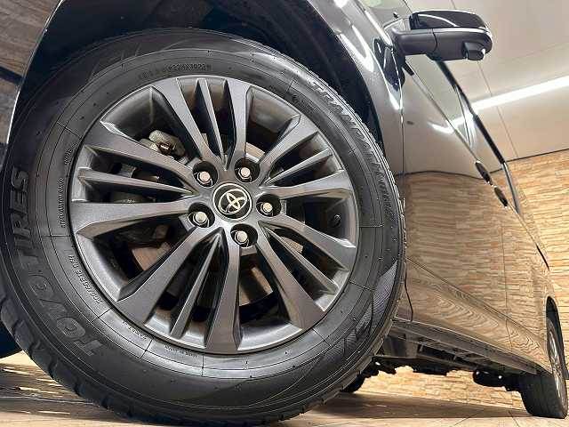 トヨタ&nbsp;ヴォクシーハイブリッドの画像19