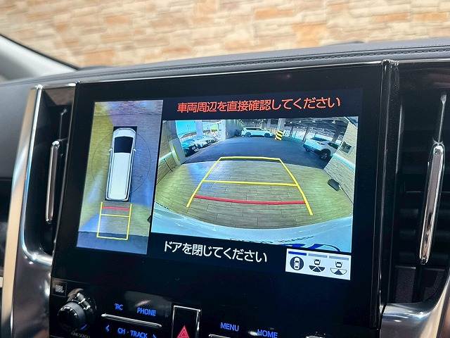 トヨタ&nbsp;アルファードハイブリッドの画像4