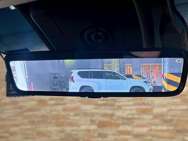 トヨタ&nbsp;アルファードハイブリッドの画像8