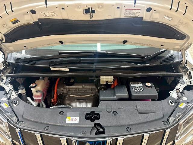 トヨタ&nbsp;アルファードハイブリッドの画像18