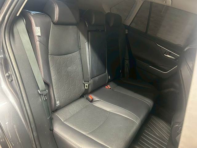 RAV4Adventure “OFFROAD packageII” 内装他