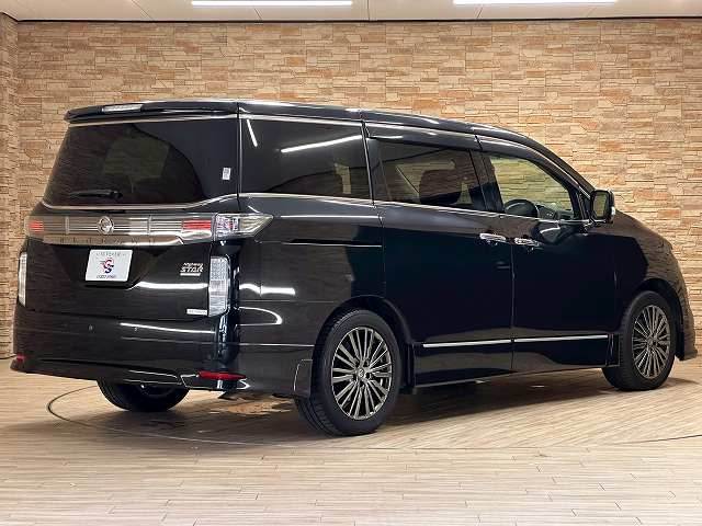 日産 エルグランドの画像17