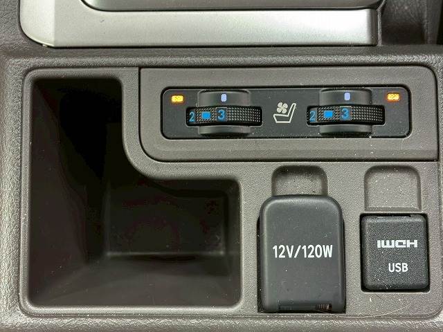 トヨタ ランドクルーザープラドの画像10