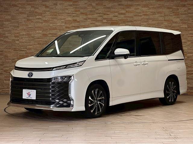 トヨタ ヴォクシーハイブリッドの画像14
