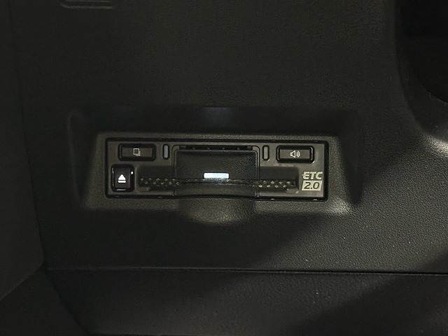 トヨタ アルファードの画像12