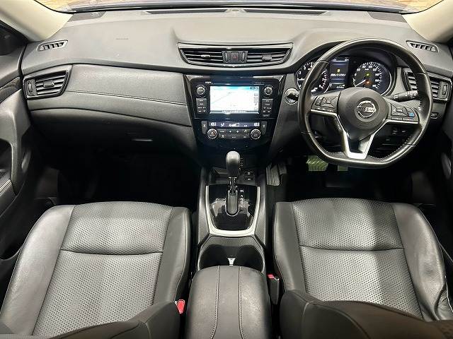 日産エクストレイル20X HYBRID 内装他