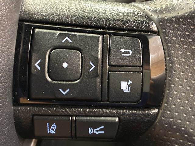 ハイラックスＺ“ＧＲ　ＳＰＯＲＴ”　全方位カメラ／８型ディスプレイオーディオ 内装他