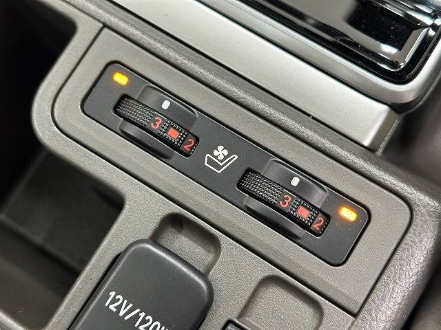 トヨタ ランドクルーザープラドの画像7