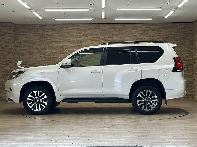 トヨタ ランドクルーザープラドの画像17