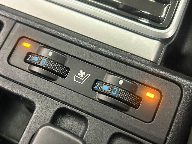トヨタ ランドクルーザープラドの画像9